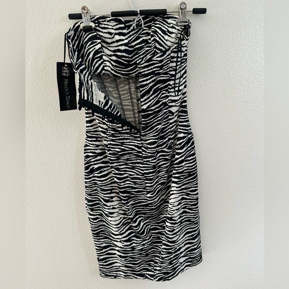 Zebra print corset dress - Picture 2 of 5